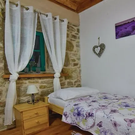 Villa Stone Pietra Comfortable