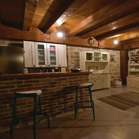 Stone Pietra Comfortable Villa *
